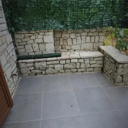 Eglent's Tourist House Sarandë